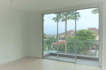 Jalan Bandar Putra Permai 4/2