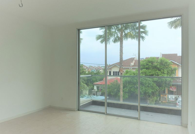 Jalan Bandar Putra Permai 4/2