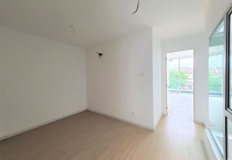 Jalan Bandar Putra Permai 4/2