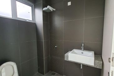 Jalan Bandar Putra Permai 4/2