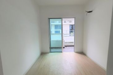 Jalan Bandar Putra Permai 4/2