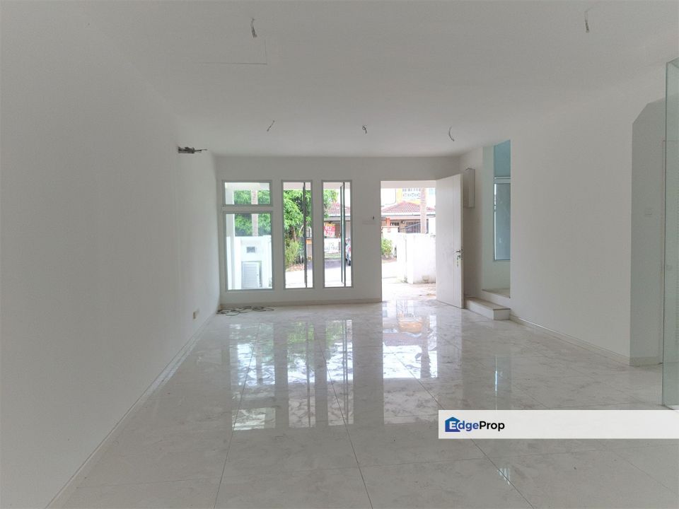  Jalan Bandar Putra Permai 4/2, Serdang, Paragon 150 Taman Lestari Putra Double House for sale, Selangor, Serdang