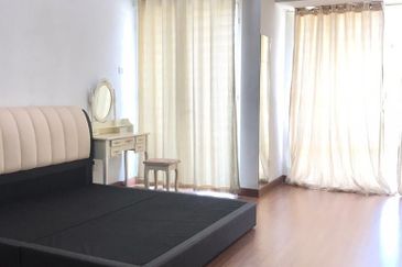 USJ HEIGHT 2.5 STOREY FOR SELL 