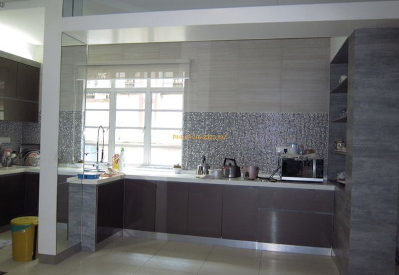 Pinggiran Putra Taman Equine