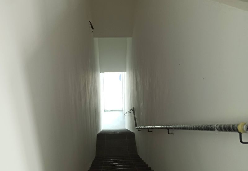 Whitten Eco Majestic