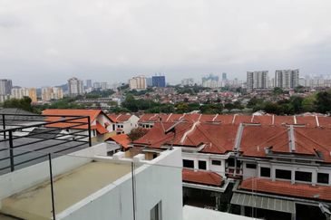 Happy Garden (Taman Gembira)