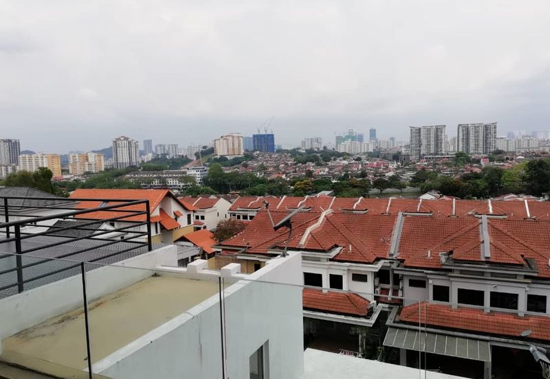 Happy Garden (Taman Gembira)