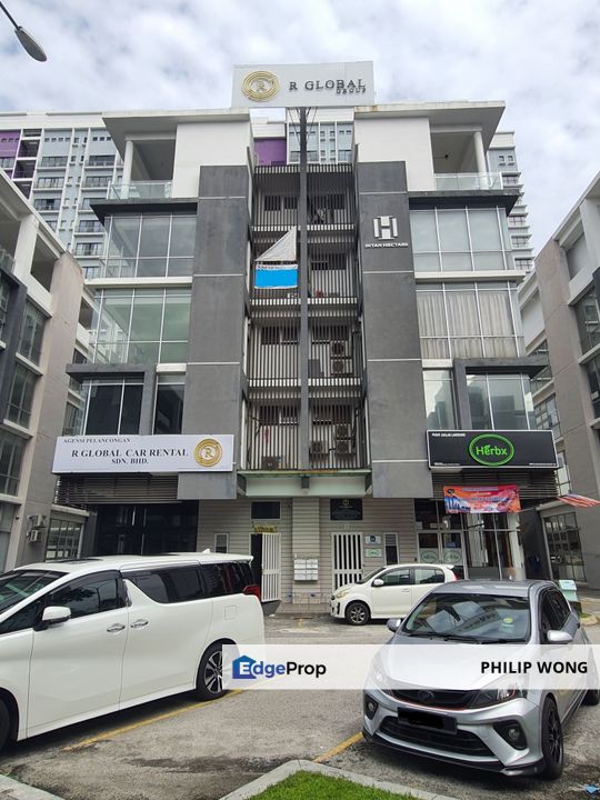 TTDI Dualis 4½ Storey Semi D Building Type Equine Park Commercial