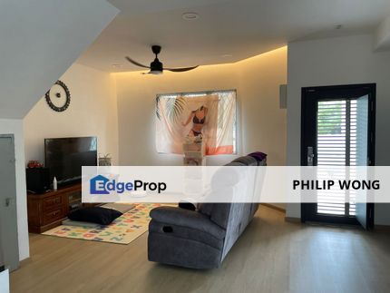 Double Storey Corner Taman Sungai Besi Indah, Selangor, Seri Kembangan