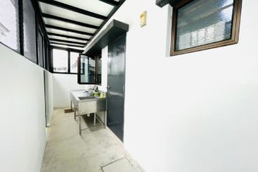 Banyas @ Setia EcoHill 2