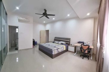 Putra Indah Condominium