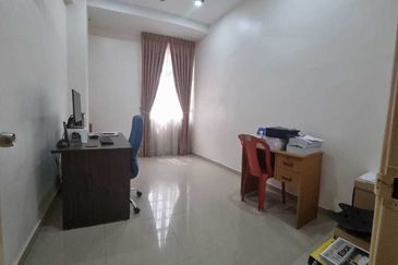 Putra Indah Condominium