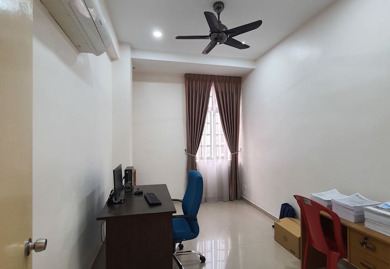 Putra Indah Condominium