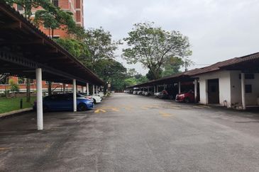 Putra Indah Condominium