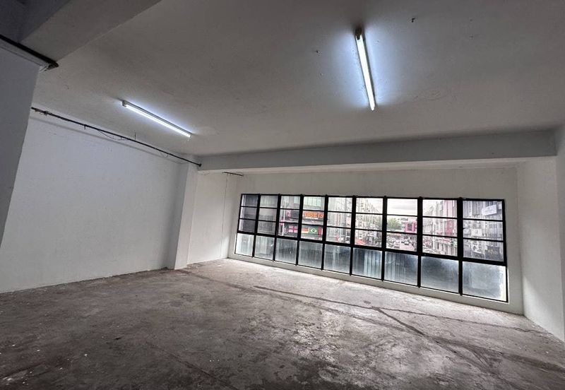 Bandar Puteri Puchong 4 Storey Shop Office