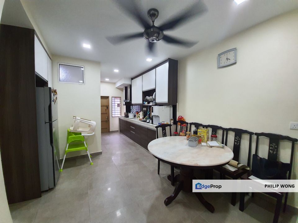 Double storey Fully Furnished near LRT at USJ 6, Selangor, USJ