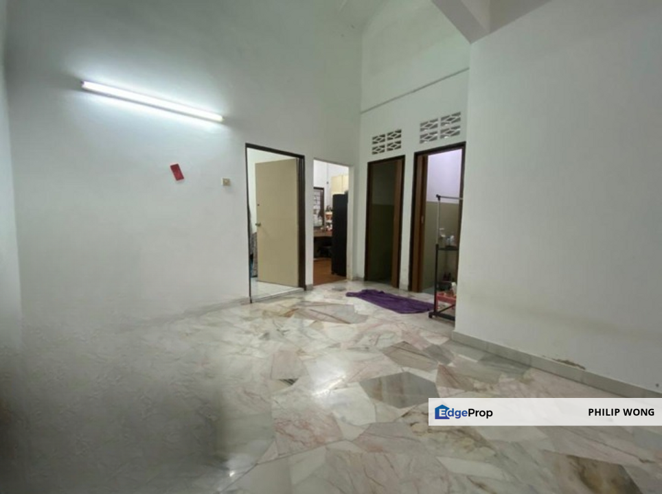 Single Storey Intermediate Terrace House For Sale, Selangor, Seri Kembangan