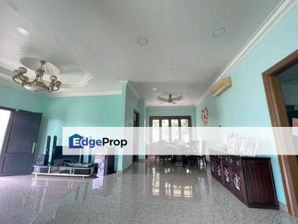 Double Storey Bungalow House 6R 6B At Seri Kembangan Equine Park, Selangor, Seri Kembangan