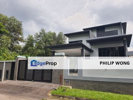 Three Storey Bungalow House at Equine Park fresh and beauty enviromen, Selangor, Seri Kembangan