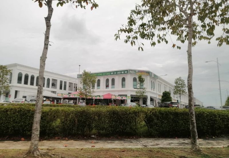 Ivoris @ Eco Majestic