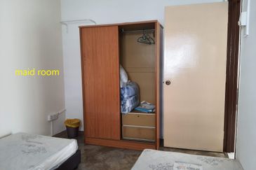 Taman Pinggiran Putra