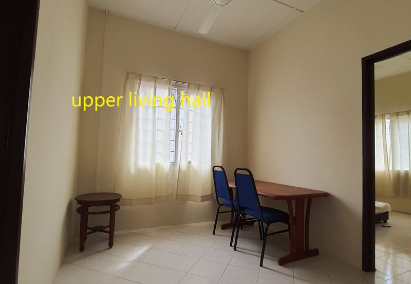 Taman Pinggiran Putra