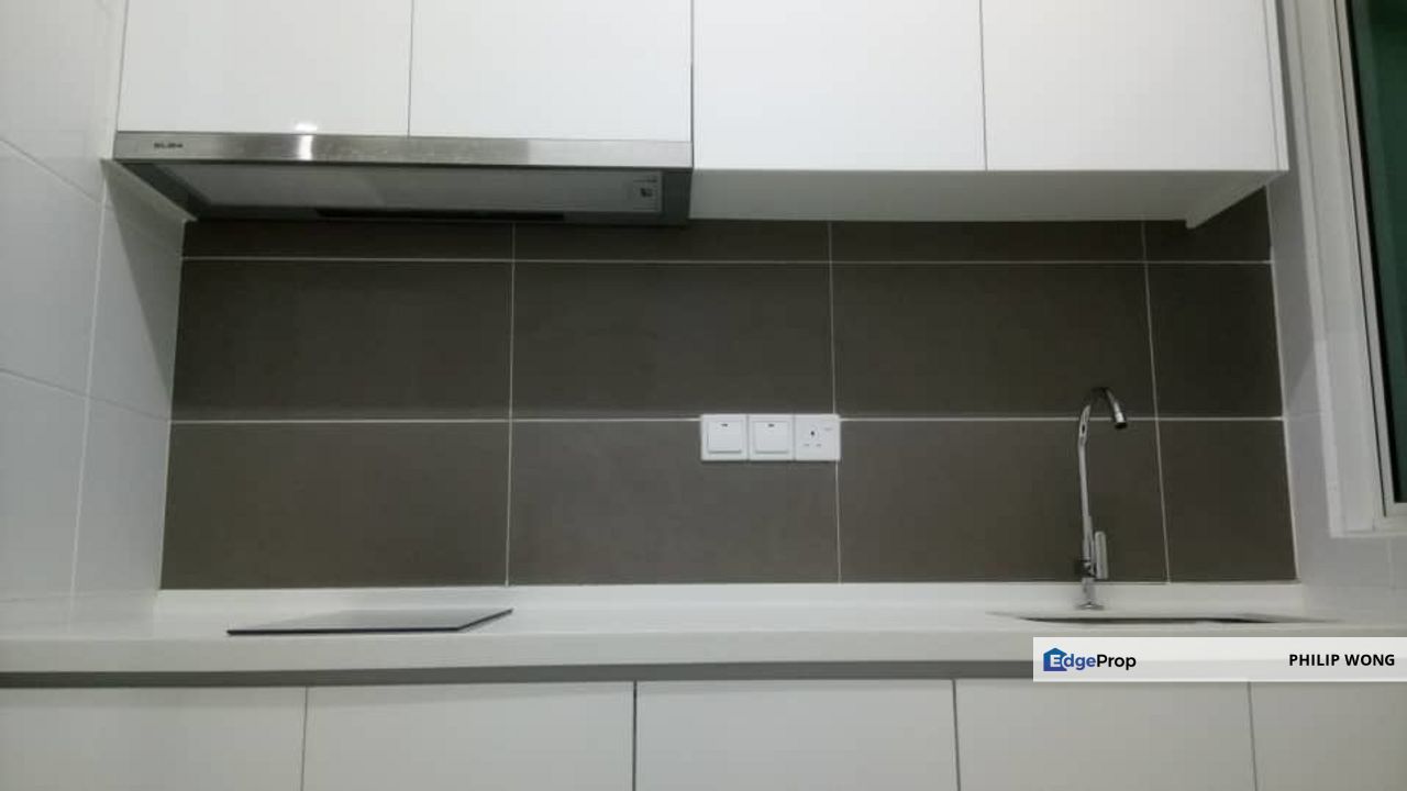 3 Element Nearby MRT Apartment for Rent at Taman Equine , Selangor, Seri Kembangan