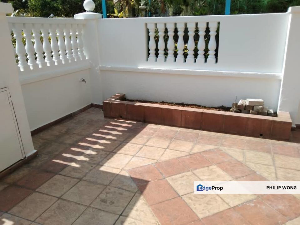 Taman Lestari Putra, Terrace house for rent  800 m to MRT, Selangor, Seri Kembangan