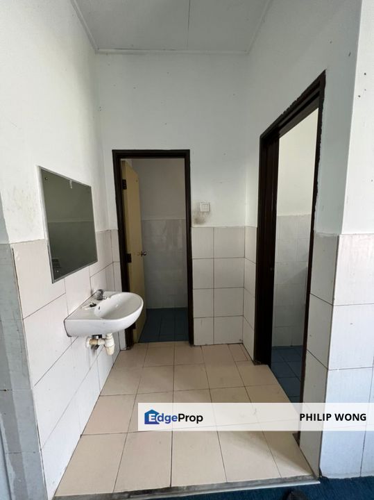 Townhouse Villa Kesuma [Ground Floor] Bandar Tasik Kesuma, Semenyih, Selangor, Semenyih