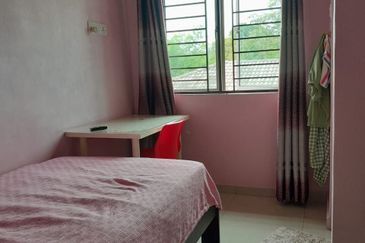 Jalan Puchong Utama 10/1 