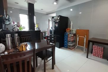 Jalan Puchong Utama 10/1 