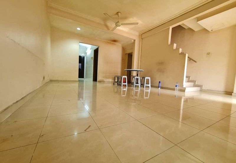 Jalan Bandar Putra Permai 4/2