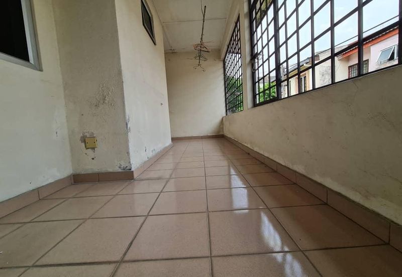 Jalan Bandar Putra Permai 4/2