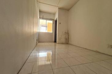 Jalan Bandar Putra Permai 4/2