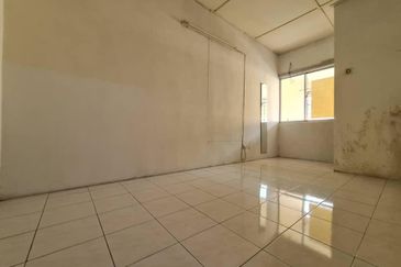 Jalan Bandar Putra Permai 4/2