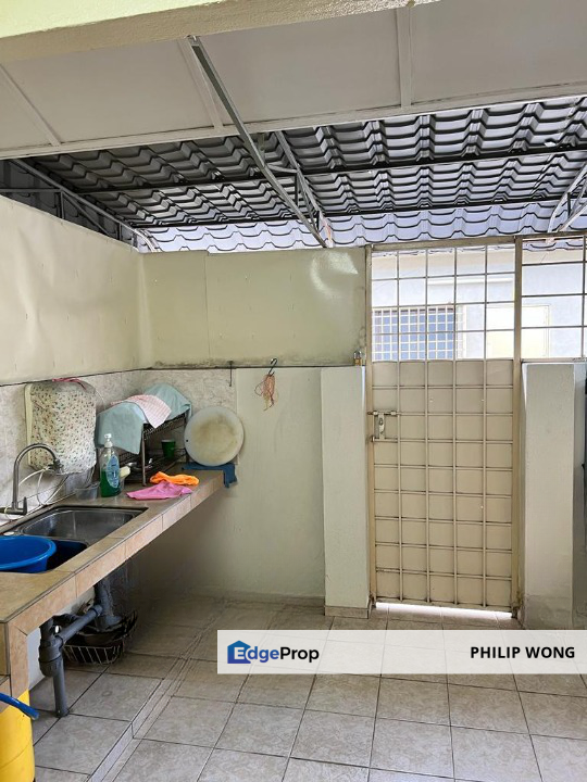 Bandar Putra Permai Doubles storey 18 x 65 for sale next to MRT, Selangor, Serdang