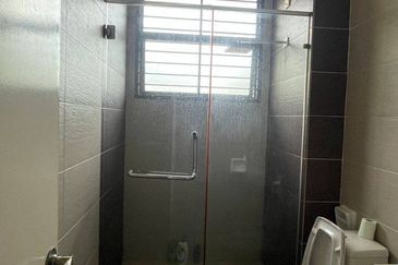 Bandar Puteri Puchong two storey terrace house 22 x75 for Sales