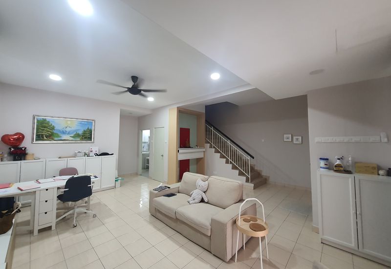 Taman Pinggiran Putra