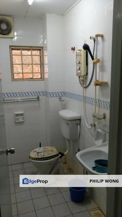 Taman Putra Permai, Double storey Intermediate Terraced House for sale @  Taman Equine, Selangor, Seri Kembangan