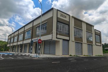 Pusat Komersial Lobak