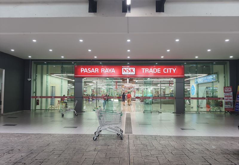 Taman Pinggiran Putra