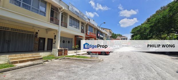 Taman Equine, Seri Kembangan, Selangor 2 storey shop lot for rent facing main road, Selangor, Seri Kembangan
