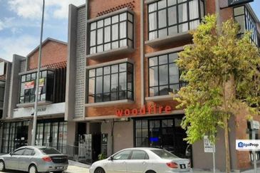 Pusat Komersial Lobak