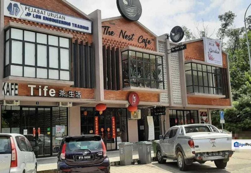 Pusat Komersial Lobak