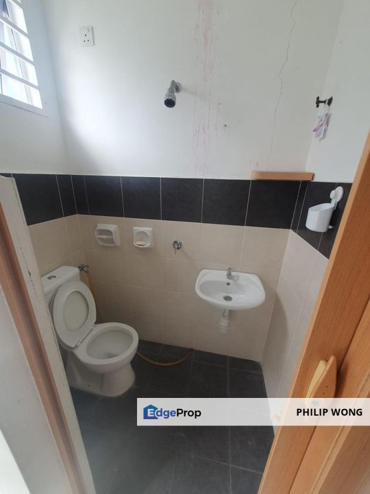 Seksyen 6 Bandar Rinching, Semenyih, Selangor Double Storey Intermediate for sale, Selangor, Semenyih