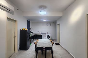 Meta Residence @ Meta City