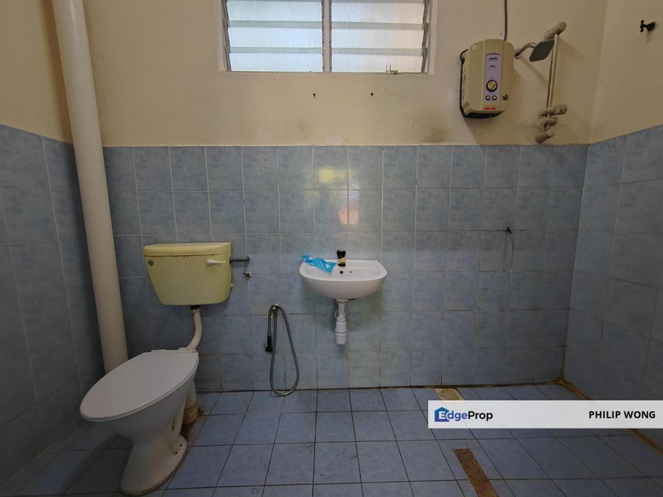 Taman Lestari Putra, Seri Kembangan, Selangor Single Storey house for Sale 20 x 70, Selangor, Seri Kembangan