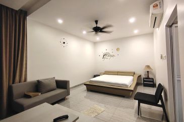 TAMAN DAHLIA INDAH (MANTIN)