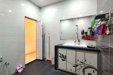 TAMAN DAHLIA INDAH (MANTIN)