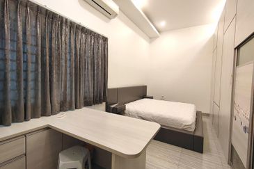 TAMAN DAHLIA INDAH (MANTIN)